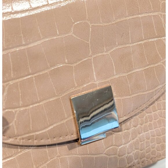 H&M Faux Croc Mini Top Handle Bag Beige Tan w/ Gold Chain Crossbody - Picture 6 of 10